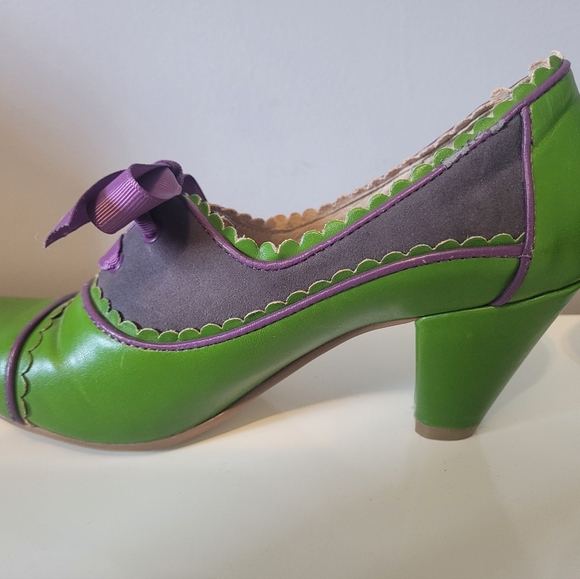 Chelsea Crew Green and Purple Heels with Scalloped Detail, GUC, Size 6.5 - Picture 7 of 10